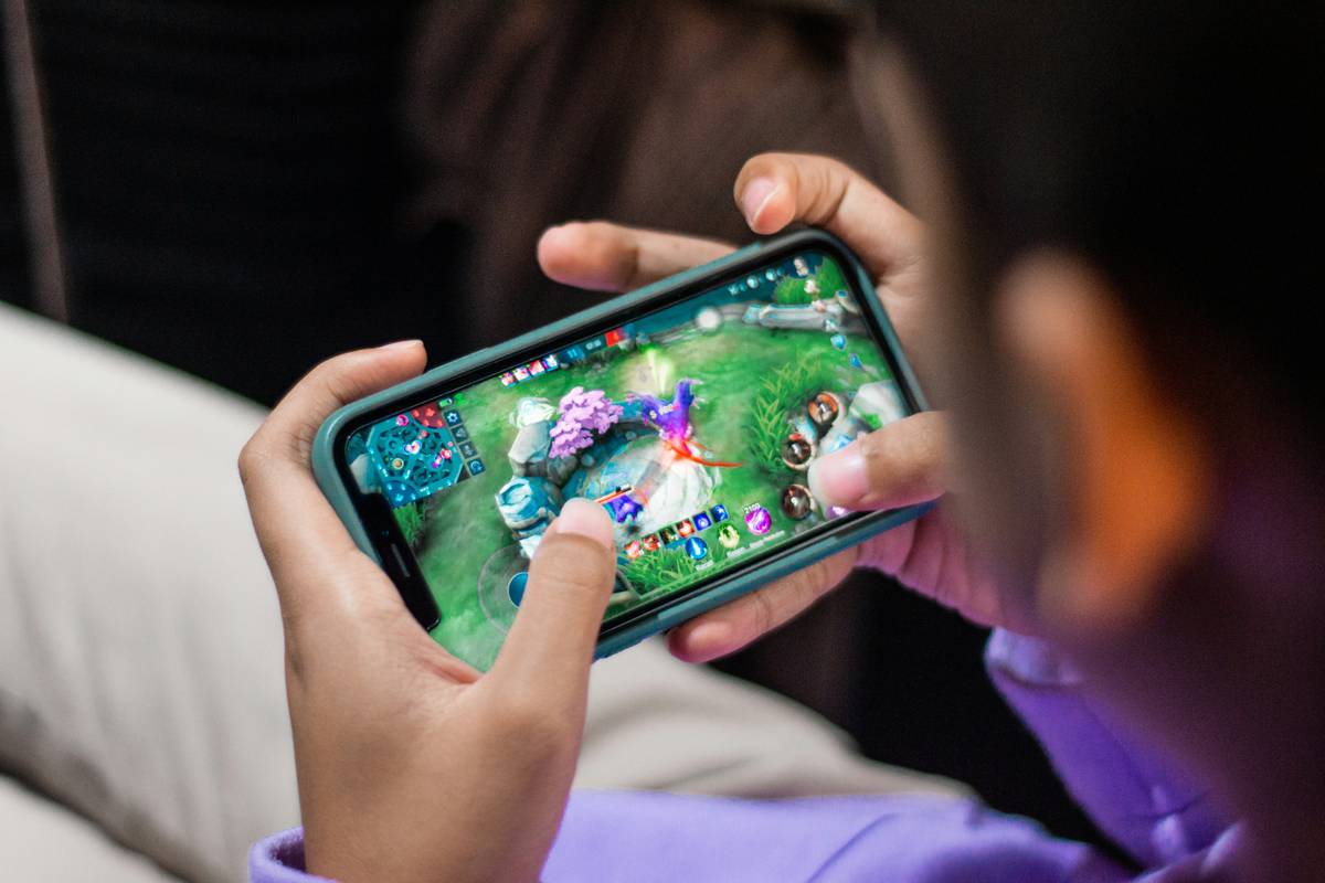 10 Truly Good Offline Games for Mobile That Don’t Need Wi-Fi (Tested in 2024)
