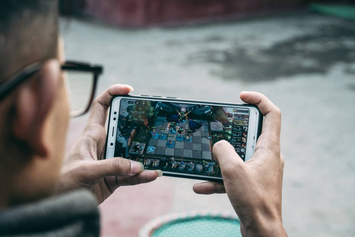 Why “Travel Agencies on Offline” Is the Secret Weapon for Mobile Gamers Who Hate Wi-Fi Roulette